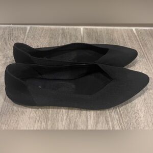 Mia size 8 black Kerri slip on flats